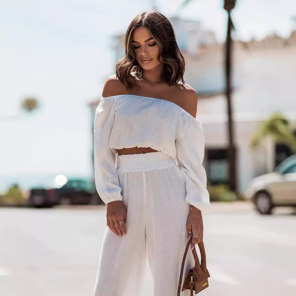 Conjunto de pantalones cortos y top de pierna recta Trouleeve con hombros descubiertos