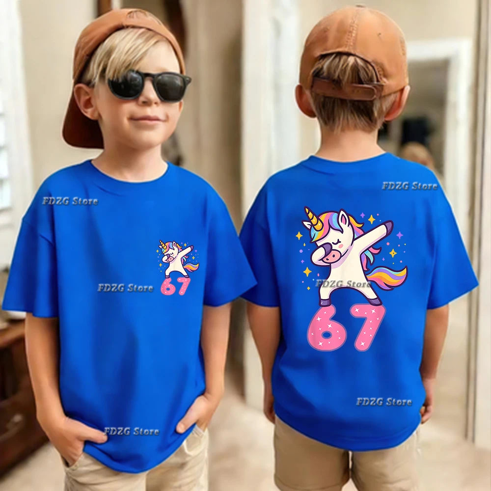 Camiseta de algodón para niños, de verano, con estampado de números 67, seis y siete, de manga corta, cómoda y moderna.