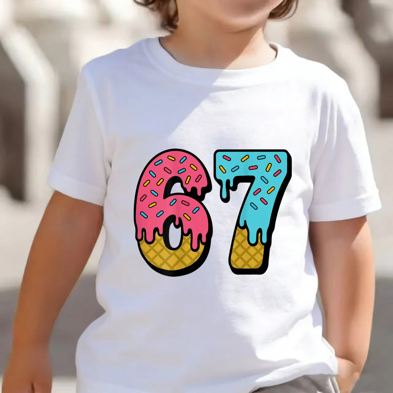 Bonita camiseta de meme para niños y niñas, divertida camiseta Y2K con estampado de seis y siete, cuello redondo y manga corta.